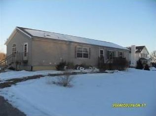 6745 Robb Rd, Fowlerville, MI 48836