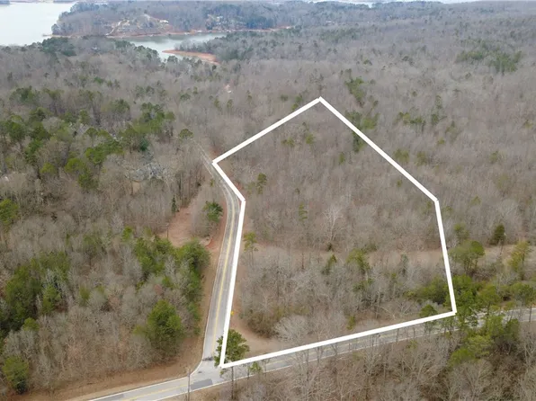 434 Rock Hill Rd, Fair Play, SC 29643