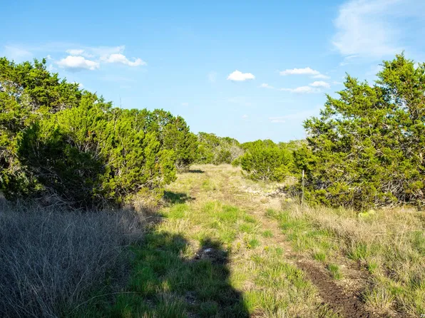 230 Camino Real, Junction, TX 76849