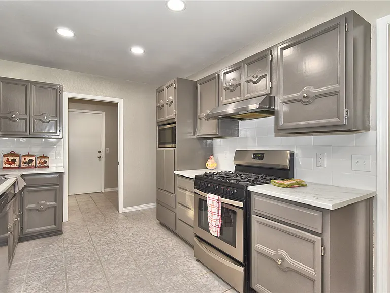 9402 S 69th East Ave — Photo 11
