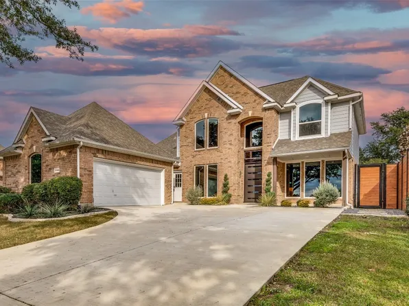 5904 Heron Cove Ln, The Colony, TX 75056
