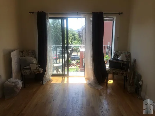 Rented by Skyline Group Real Estate | media 17