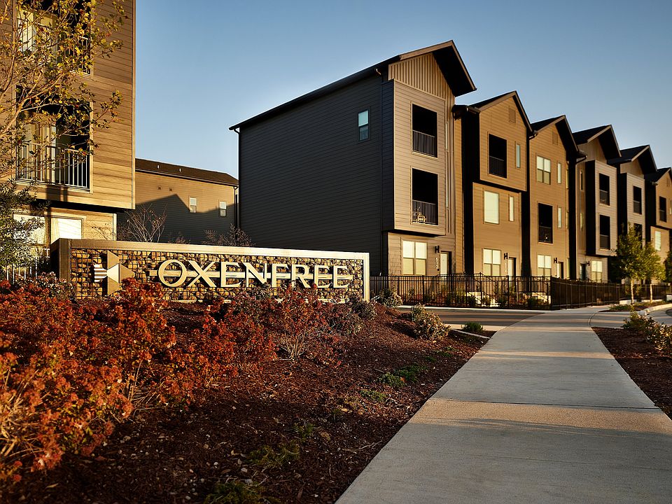 OXENFREE_NASH50355-1.jpg REV