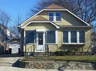 792 Pontiac Ave, Cranston, RI 02910
