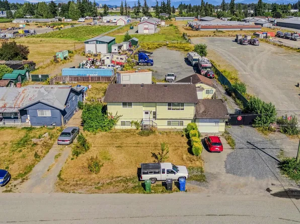 1850 Queen St, Abbotsford, BC V2T 6J1