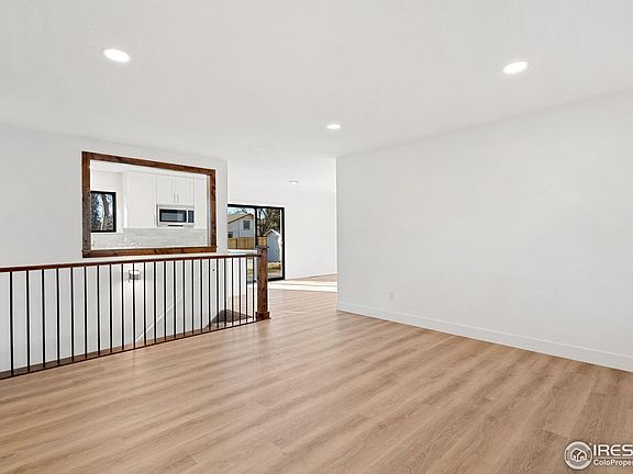 3rd image of 2931 Southmoor Dr