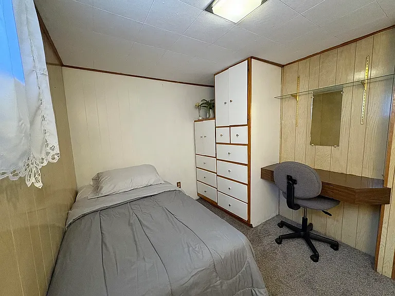 66 N 1150 W — Photo 14