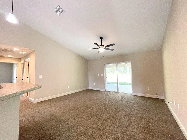 8225 SW 135 Street Rd — Photo 5