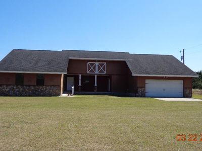 84 Mullis Rd, Odum, GA, 31555