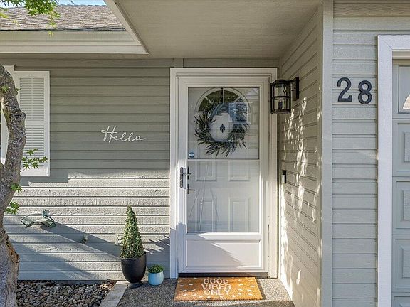 2nd image of 1224 N Modoc Ave #28