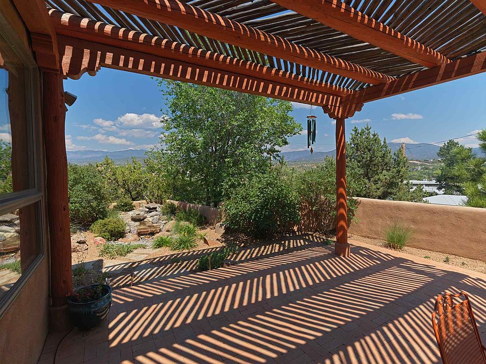 1st image of 626 Paseo De La Loma