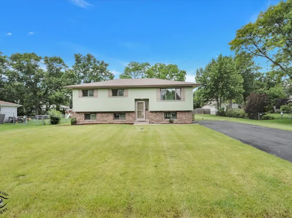 2N314 Euclid Ave, Glen Ellyn, IL 60137