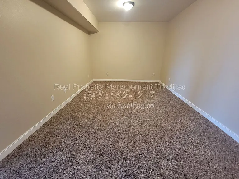 2348 W 49th Ave — Photo 15
