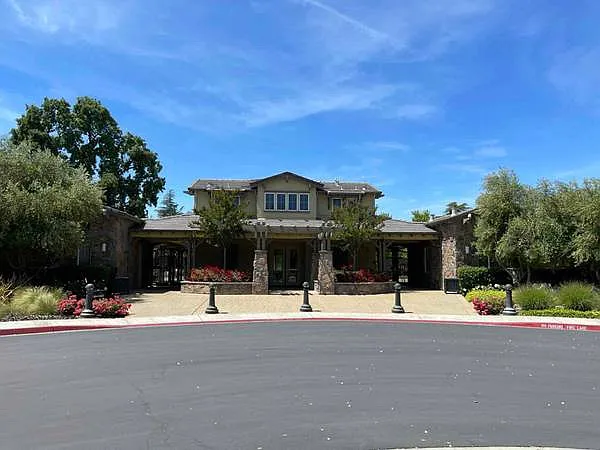 543 Watercolor Ln — Photo 28