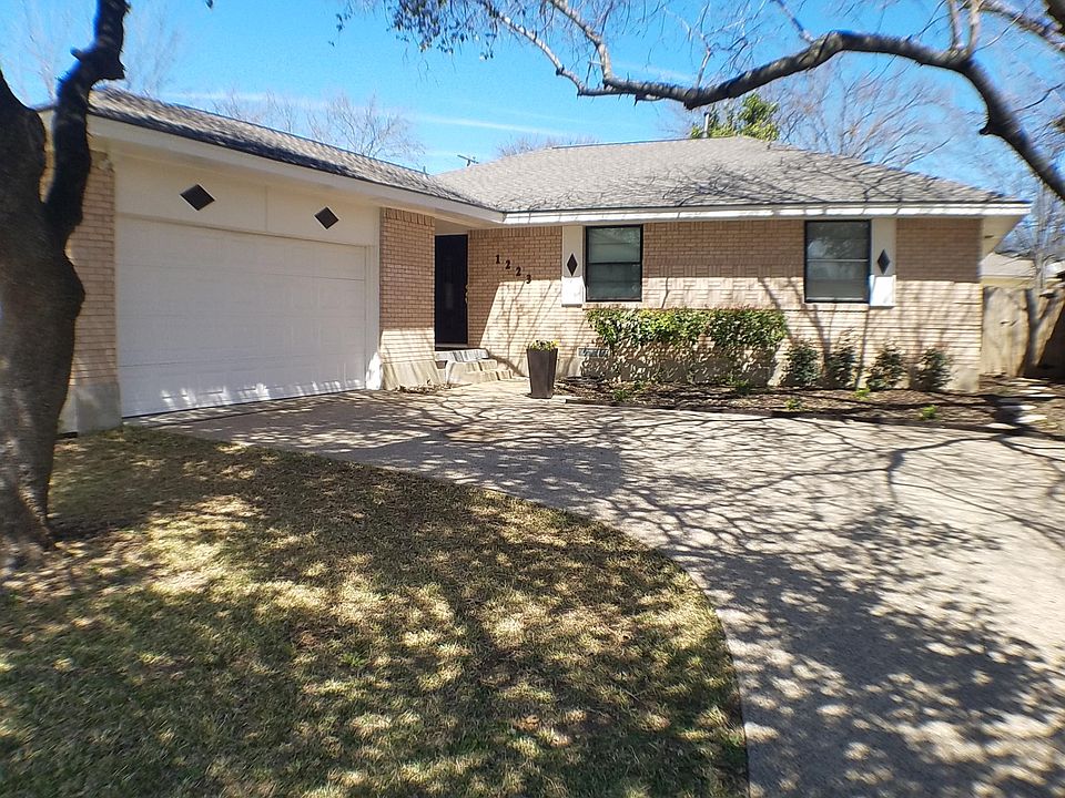 1st image of 1223 Misty Glen Ln