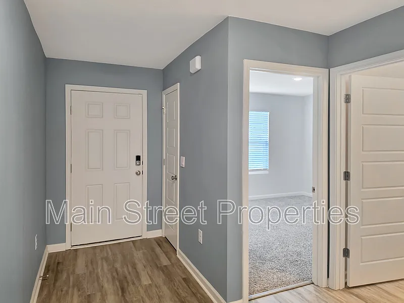 Bridlewood — Photo 4