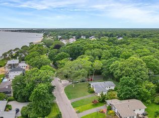 22 Romana Dr, Hampton Bays, NY 11946