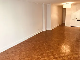 Rented by Metropolis Real Estate of Manhattan