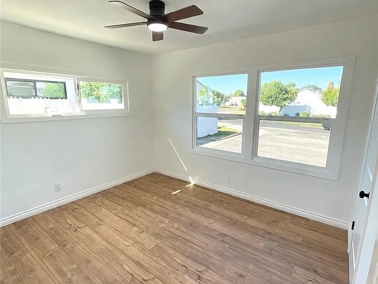 8015 McNulty Ave — Photo 11