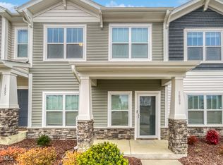 1809 Kauri Cliffs Dr, Fuquay Varina, NC 27526