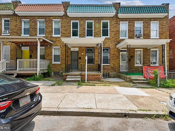 2nd image of 3029 Frisby St