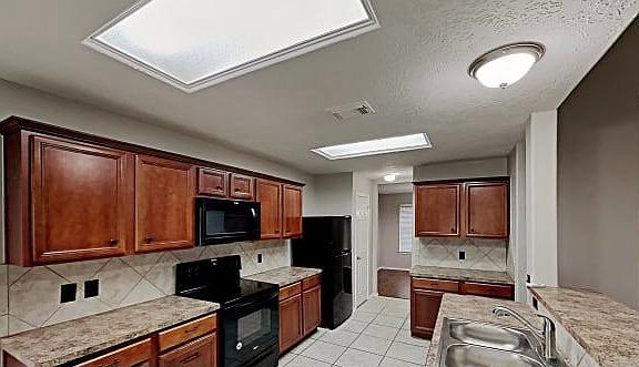 4th image of 12525 N Lake Houston Pkwy