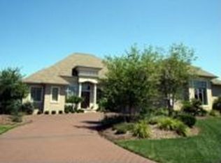 4113 Timber Ridge Dr, Ann Arbor, MI 48108