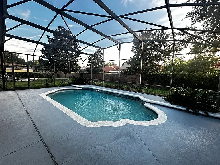 1363 Glenwick Dr — Photo 16