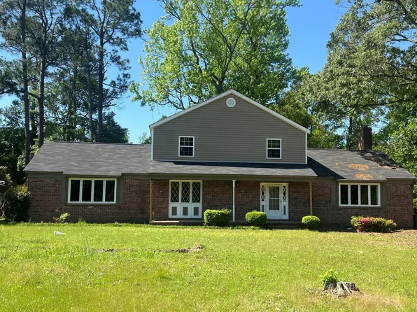 1665 NE Spring Valley Cir, Orangeburg, SC 29118