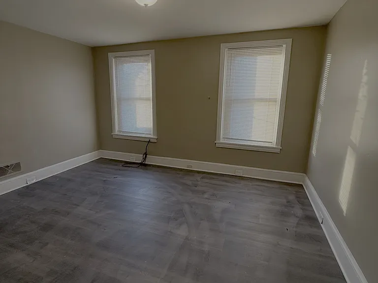 304 Porter St #1 — Photo 5