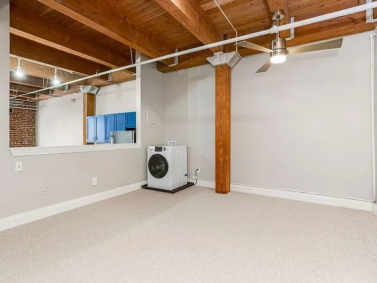 700 Broadway Blvd #406 — Photo 16