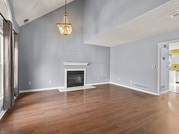 4th image of 1160 Red Stone Dr