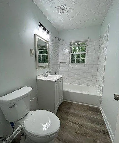 665 Barnes Dr SW #3 — Photo 6