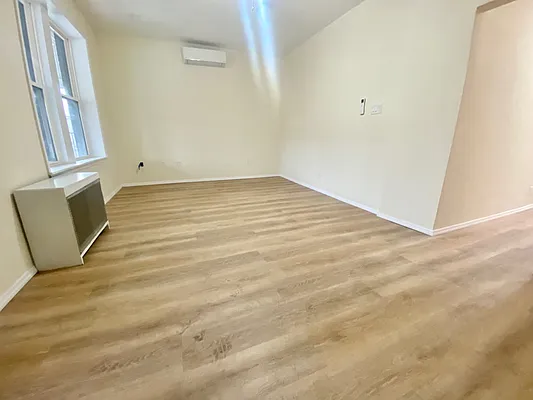 Rented by Dwell Residential Inc | media 5