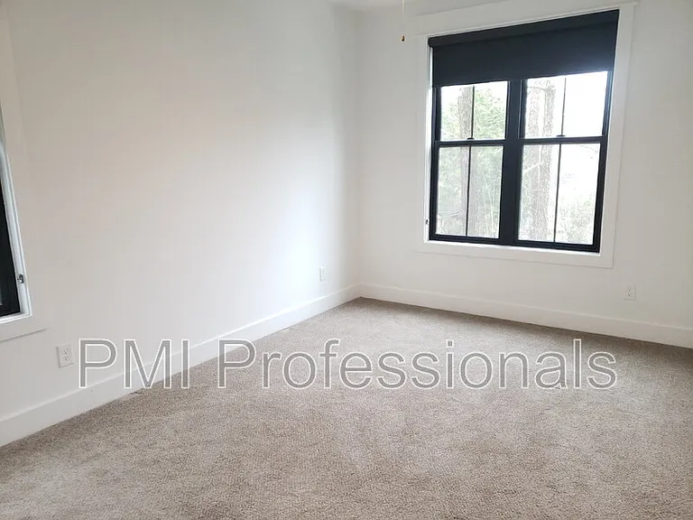 219 S Bilbro Ave — Photo 18