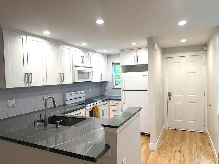 9613 NE 121st Ln — Photo 3