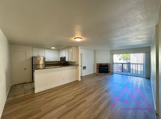 7704G Caminito Leon #202, Carlsbad, CA 92009
