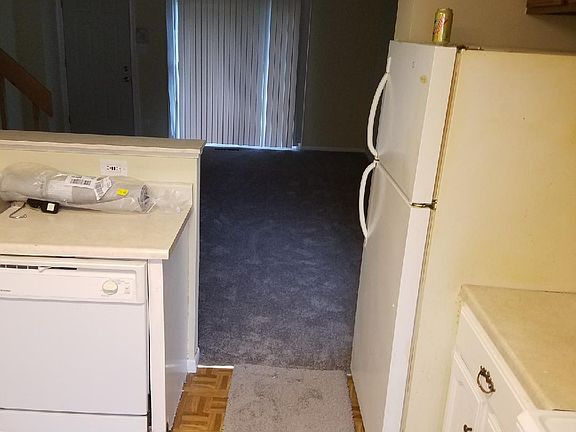 4th image of 487 Meadow Green Ln #487