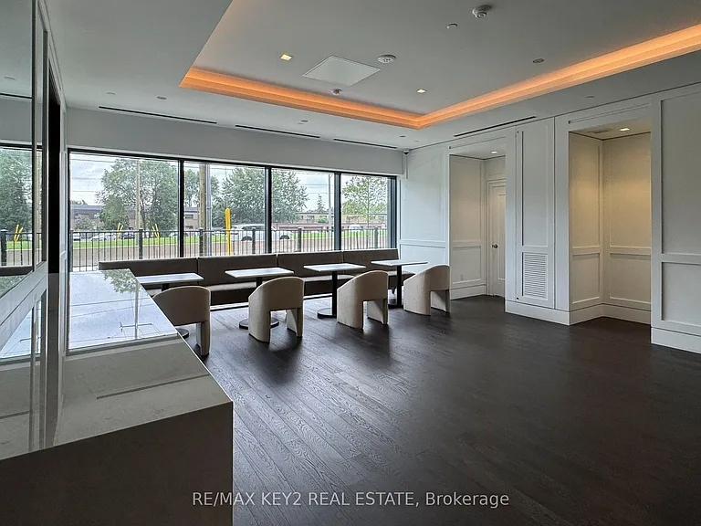 4010 Eglinton Ave W #710 — Photo 33