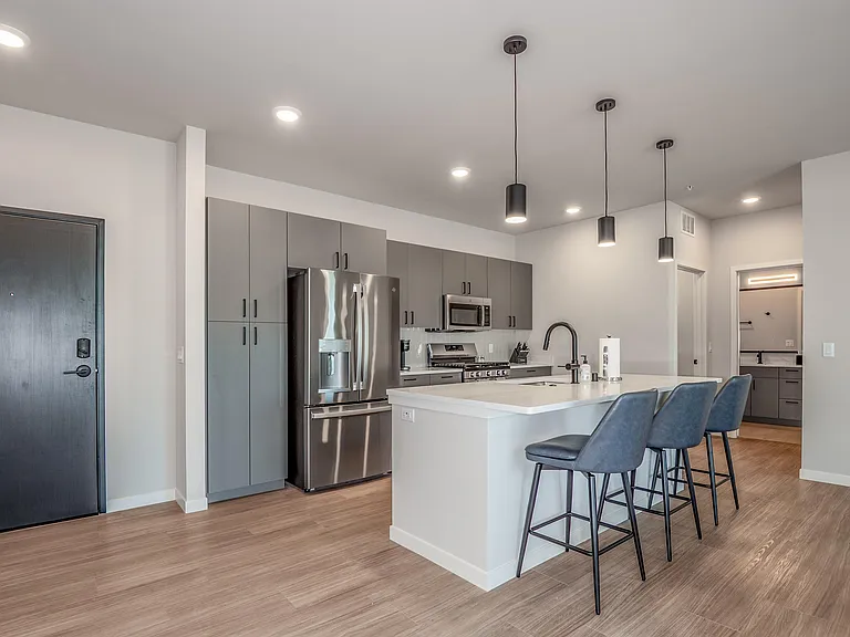 Bloom Monona Apartments — Photo 10