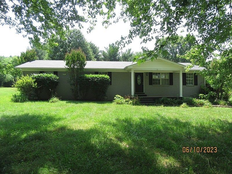 1st image of 107 Woodview Dr