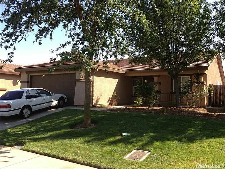 1st image of 4460 Aubergine Way