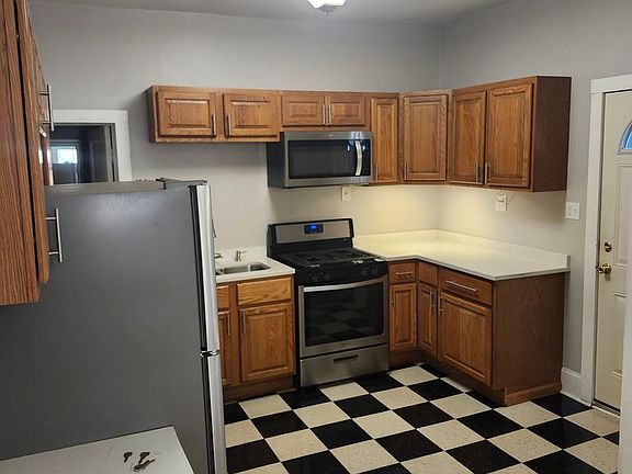 5th image of 3401 South Dr #2247