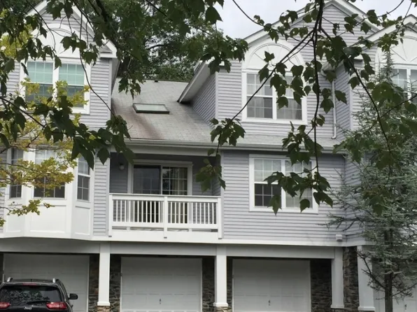 48 Whisper Way, Roxbury Twp., NJ 07852