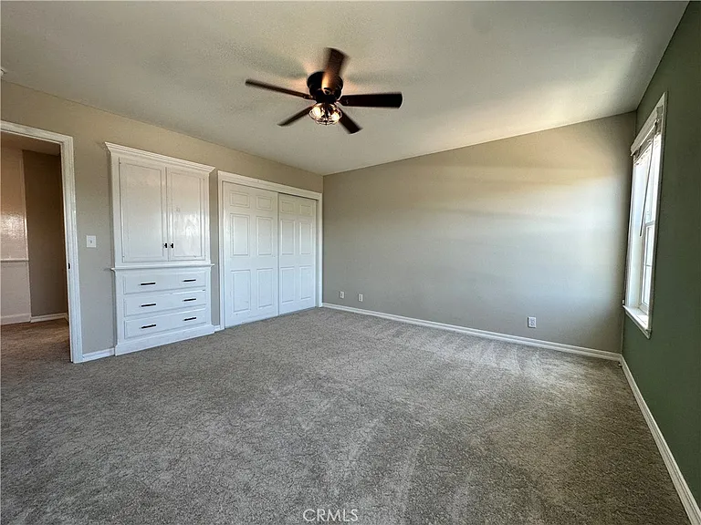604 Village Ct — Photo 32