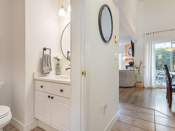 5th image of 5711 Ebbtide St #102