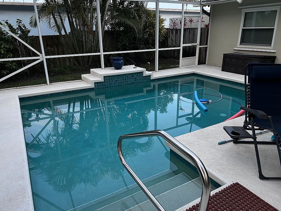 2nd image of 325 Joy Haven Dr