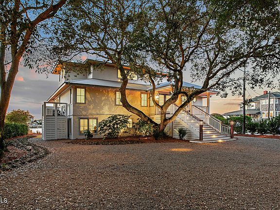 4th image of 33 W Henderson Street