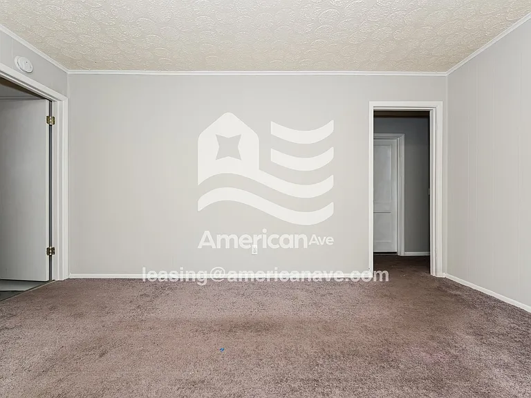 25197_003_wm_-_living_room_12906773.jpg