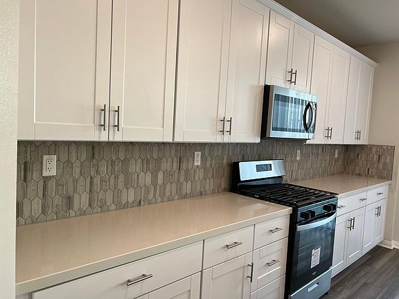 4th image of 32870 Forgecroft St